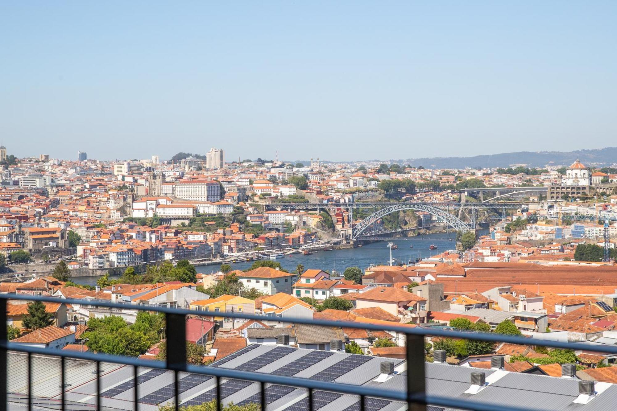 Brand New Luxurious Ap T2 - Amazing View- With Garage Vila Nova de Gaia Exterior foto